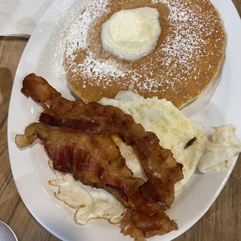 Stack'em High Pancakes & So Forth - Kids meal c - Pancakes Near Me - Kitty Hawk, North Carolina