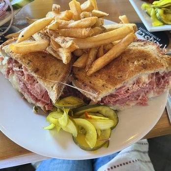Krista's - Delicious Rueben - New American Near Me - Cornish, Maine