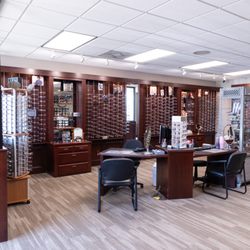 Regional Eyecare Associates - O'Fallon / Winghaven - Internal shot of Regional Eyecare