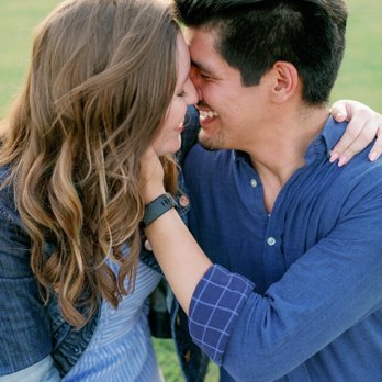 Caitlin Alohilani Photography - Session Photography Near Me