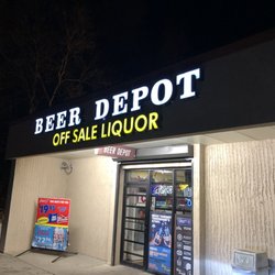 Plaza Beer Depot - Outside isn't much
