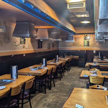 Moon BBQ 2 - Interior - Korean Near Me - Los Angeles, California