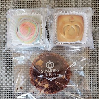 Sunmerry Bakery - Mooncakes and cream puff - Bakeries Near Me - Temple City, California Sunmerry Bakery - Mooncakes and cream puff - Bakeries Near Me - Temple City, California