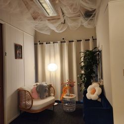 Sage & Willow Spa - Waiting area.