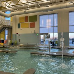 Northglenn Recreation Center - Main pool and lazy river