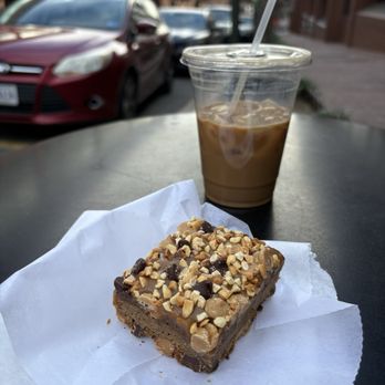 Baked & Wired - Dirty Chai Latte and blondie - Bakeries Near Me - Washington, DC, District of Columbia Baked & Wired - Dirty Chai Latte and blondie - Bakeries Near Me - Washington, DC, District of Columbia