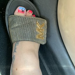 Always have to have matching toes! Tropical is the way to go in the Summer!