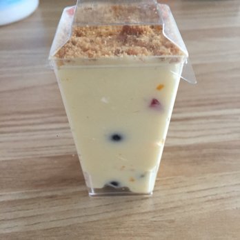 la Madeleine - Fruit and yogurt parfait - Cafes Near Me - Chandler, Arizona