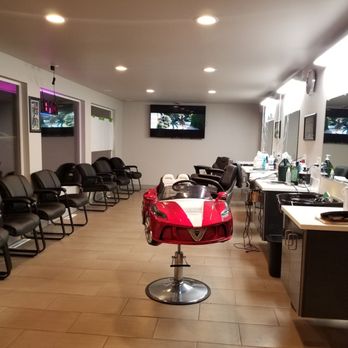 Woodway Salon & Barber - Barbers Near Me - Edmonds, Washington Woodway Salon & Barber - Barbers Near Me - Edmonds, Washington