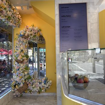 Milky Flakes - Ice Cream & Frozen Yogurt Near Me - Walnut Creek, California Milky Flakes - Ice Cream & Frozen Yogurt Near Me - Walnut Creek, California