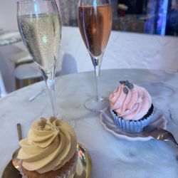 La Cava Cakery