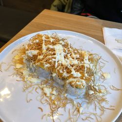 Sushi AOI - Melting Mango Roll