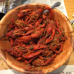 Dom's Seafood - Crawfish