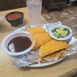 Los Primos - Birra Tacos. Are awesome.