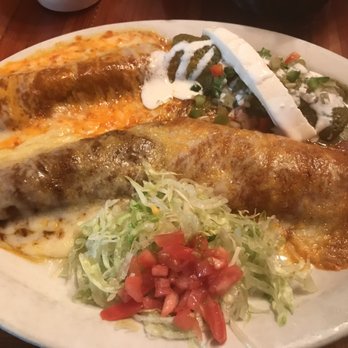 Botanas Restaurant - Enchilada Platter - Mexican Near Me - Milwaukee, Wisconsin