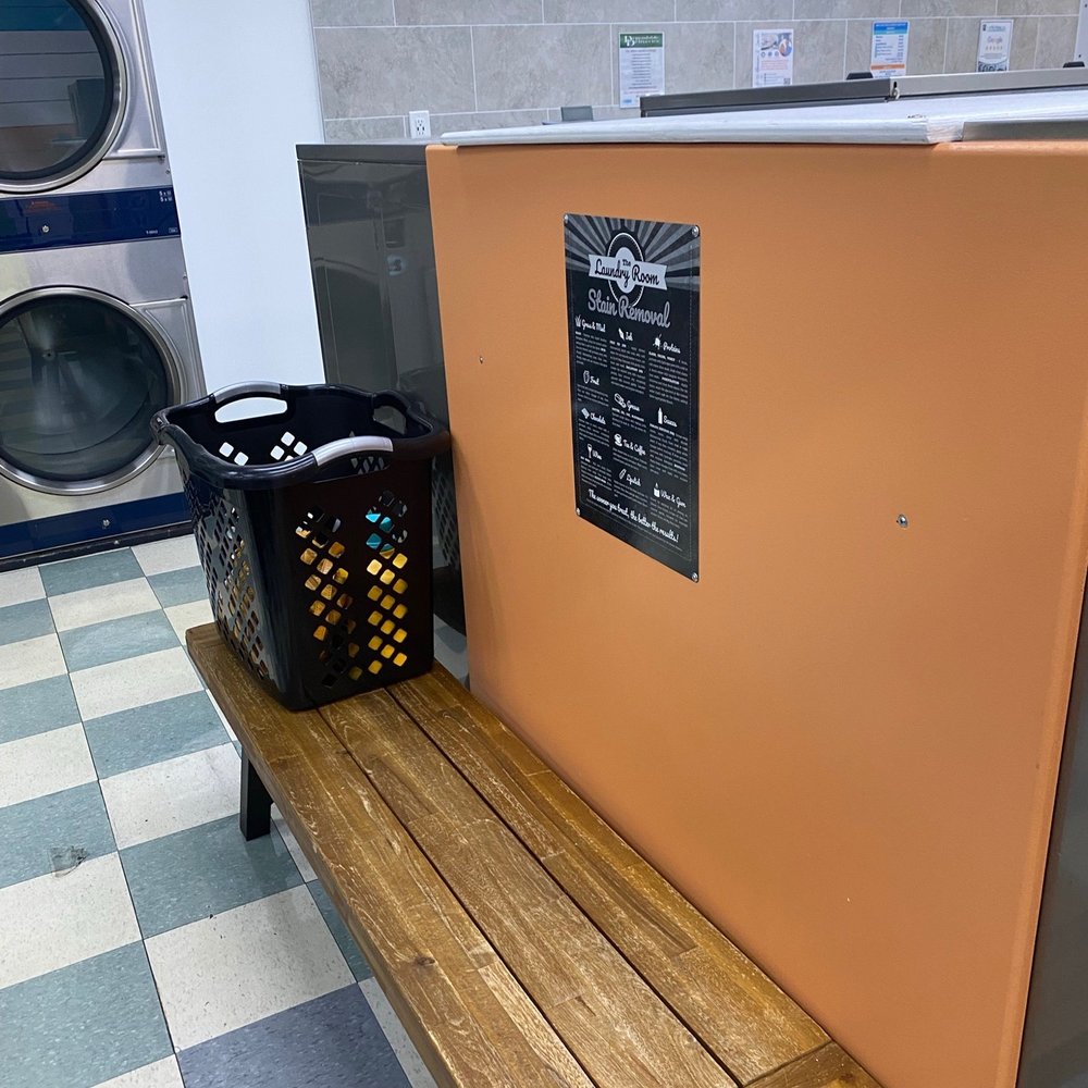 Wash Rite Laundry-West Melbourne - Lots of seating - Laundromat Near Me - Melbourne, Florida Wash Rite Laundry-West Melbourne - Lots of seating - Laundromat Near Me - Melbourne, Florida
