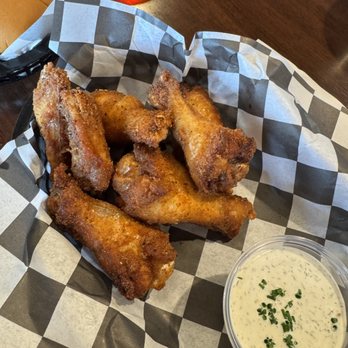 Bina’s - Dive Bars Near Me - Minneapolis, Minnesota