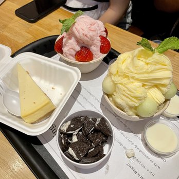 Oakobing - Mango Melon Bingsu, Milky Strawberry Bingsu - Shaved Ice Near Me - Los Angeles, California Oakobing - Mango Melon Bingsu, Milky Strawberry Bingsu - Shaved Ice Near Me - Los Angeles, California