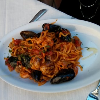 Da Sandrina - Tonnarelli allo scoglio - Italian Near Me - Tivoli, RM