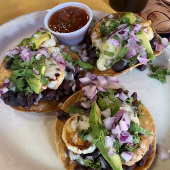 Doc's Backyard Grill - Happy hour 1/2 Order of Blackened Shrimp Nachos - American Near Me - Sunset Valley, Texas