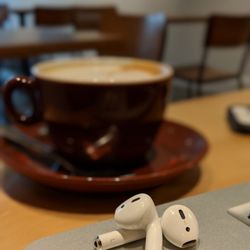 Zav Coffee Shop & Gallery