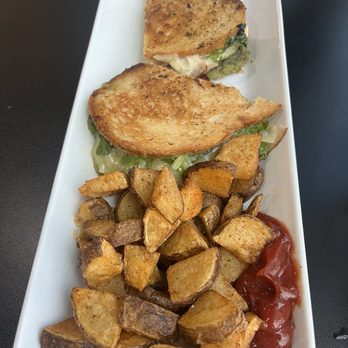 Toast It IZ - Turkey Panini with seasoned potatoes - Breakfast & Brunch Near Me - Evergreen Park, Illinois Toast It IZ - Turkey Panini with seasoned potatoes - Breakfast & Brunch Near Me - Evergreen Park, Illinois