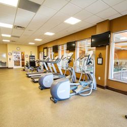 Holiday Inn Express & Suites Watertown-Thousand Islands - Health club  fitness center  gym