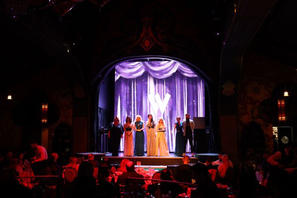 Romanov Restaurant and Lounge by null