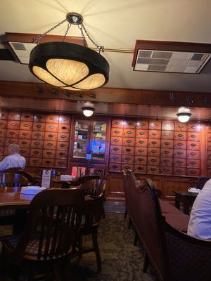 Shelly's Back Room by null