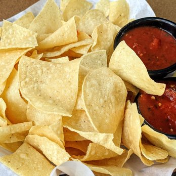 Cocina Madrigal - Chips & Salsa | Instagram: @telephonesmoothie - Tacos Near Me - Phoenix, Arizona