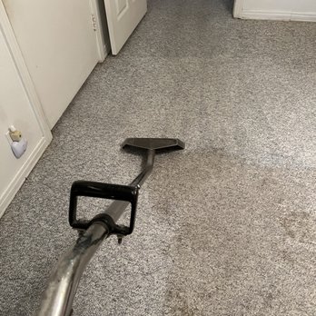 Execu-Care Carpet Cleaning Service - Before after carpet cleaning pics - Carpet Cleaning Near Me - Garland, Texas