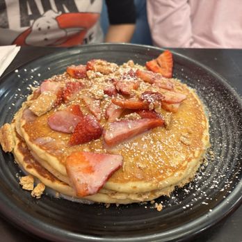 Myke's Cafe - Forshizzle Strawbizzle Pancake - Cafes Near Me - Los Angeles, California