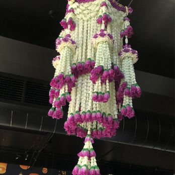Phikul Thai Bistro - Chandelier - Thai Near Me - Kansas City, Missouri