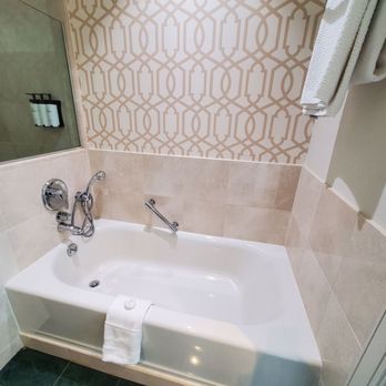 Sofitel Lafayette Square Washington DC - A view of the bathtub - Hotels Near Me - Washington, DC, District of Columbia Sofitel Lafayette Square Washington DC - A view of the bathtub - Hotels Near Me - Washington, DC, District of Columbia