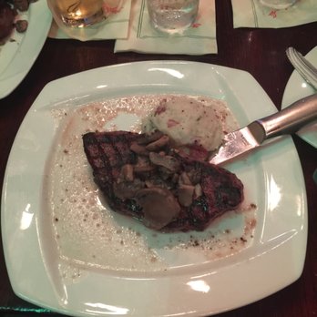 Sam Snead's Tavern - 10oz MedRare sirloin - Steakhouses Near Me - Savannah, Georgia Sam Snead's Tavern - 10oz MedRare sirloin - Steakhouses Near Me - Savannah, Georgia