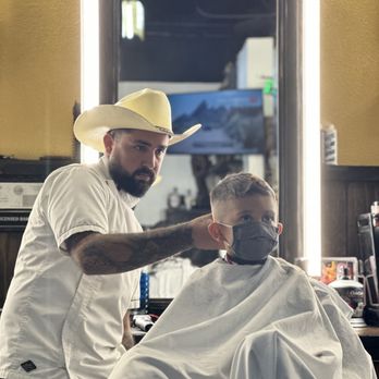 Diligents Barber Club - Shootout to Frankie, best barber in town - Barbers Near Me - Corona, California