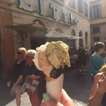 Giolitti - Rice, pistachio and Hazelnut - Ice Cream & Frozen Yogurt Near Me - Rome, RM
