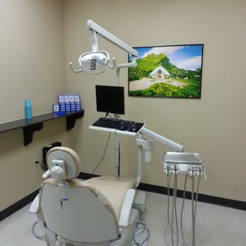 DDS Dentures + Implant Solutions - Exam Room - General Dentistry Near Me - Schertz, Texas