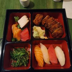 Lunch menu #4: Sushi, Sashimi and Crunch Roll $18