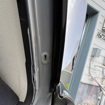Safelite AutoGlass - Trim broken. Screw missing - Windshield Installation & Repair Near Me - Aurora, Colorado