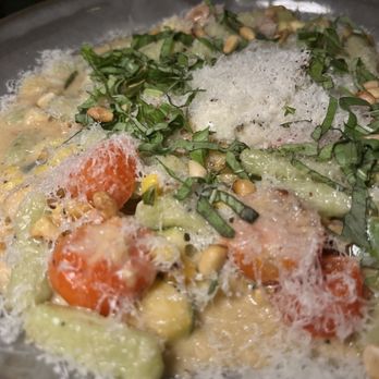 Eloise Restaurant and Bar - Basil Cavatelli - Cocktail Bars Near Me - Wayzata, Minnesota Eloise Restaurant and Bar - Basil Cavatelli - Cocktail Bars Near Me - Wayzata, Minnesota