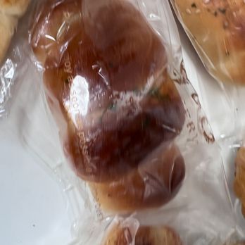 T&5 Cafe Bakery - Hot dog bun - Bakeries Near Me - Folsom, California