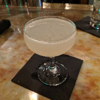 Perch - Writer's Block gin cocktail - Lounges Near Me - Los Angeles, California Perch - Writer's Block gin cocktail - Lounges Near Me - Los Angeles, California
