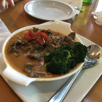 Supreme Thai Bistro - Panang Curry w/ Beef - Thai Near Me - Chantilly, Virginia