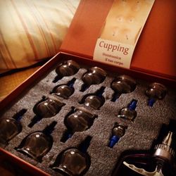 Shiatsu Studio - Cupping