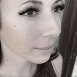 Lashed by Jen - Obsessed with wispy lashes! Mega volume wispies for a dramatic and eye catching look!