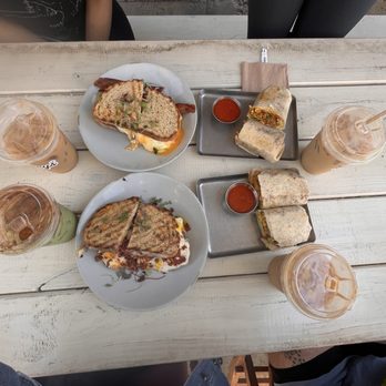 Blueys Kitchen - Food - Cafes Near Me - Santa Monica, California