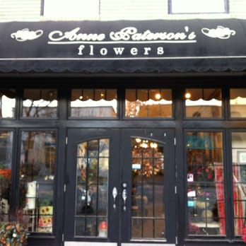 Small Flower - Florists Near Me - Calgary, Alberta Small Flower - Florists Near Me - Calgary, Alberta