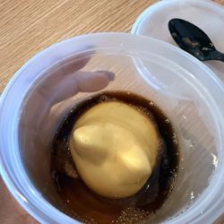 Miao - Cute Jiggly Flan in the shape of a cat