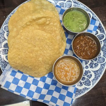 Añejo Cantina & Kitchen - Trio de Salsa - 3 salsas and tostadas - Cocktail Bars Near Me - San Jose, California
